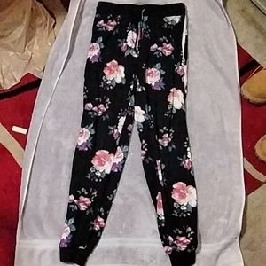 Flower print sweat pants
